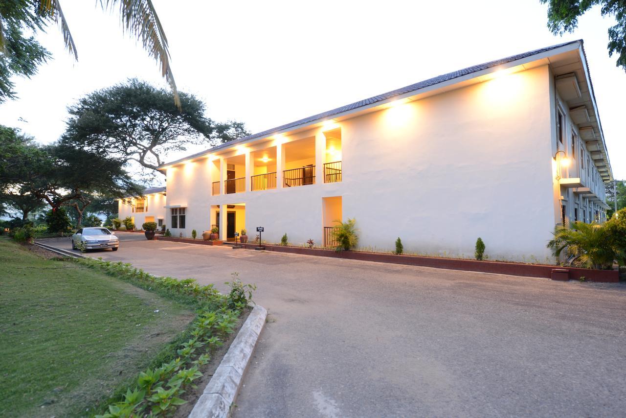 Sakura Inn Bagan Ngoại thất bức ảnh